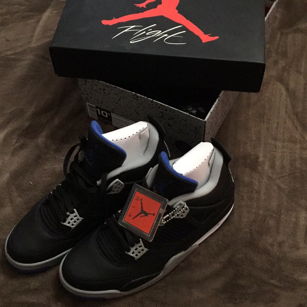 Air Jordan 4 Retro Motorsports Alternate